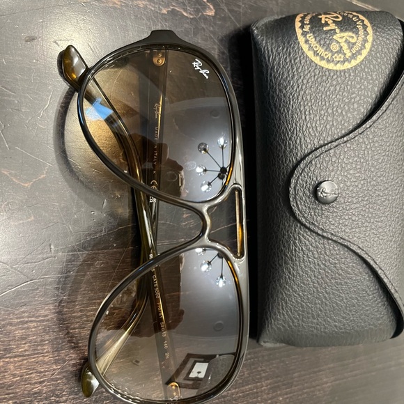 Bran new Ray-ban 4125 - Picture 4 of 4